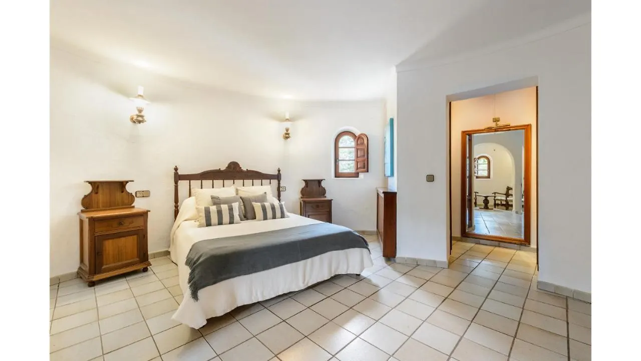 Can Mestre Is A Huge Villa With Stunning Sunset Views Near To San Antonio 0*, San Antonio Abad España